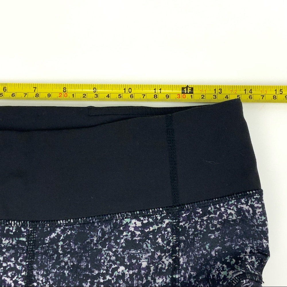 Lululemon Womens 17" Cropped Mid Rise Leggings Size 6 - Picture 7 of 9